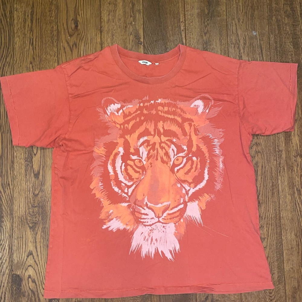 Oversized Wrangler Tiger Tee